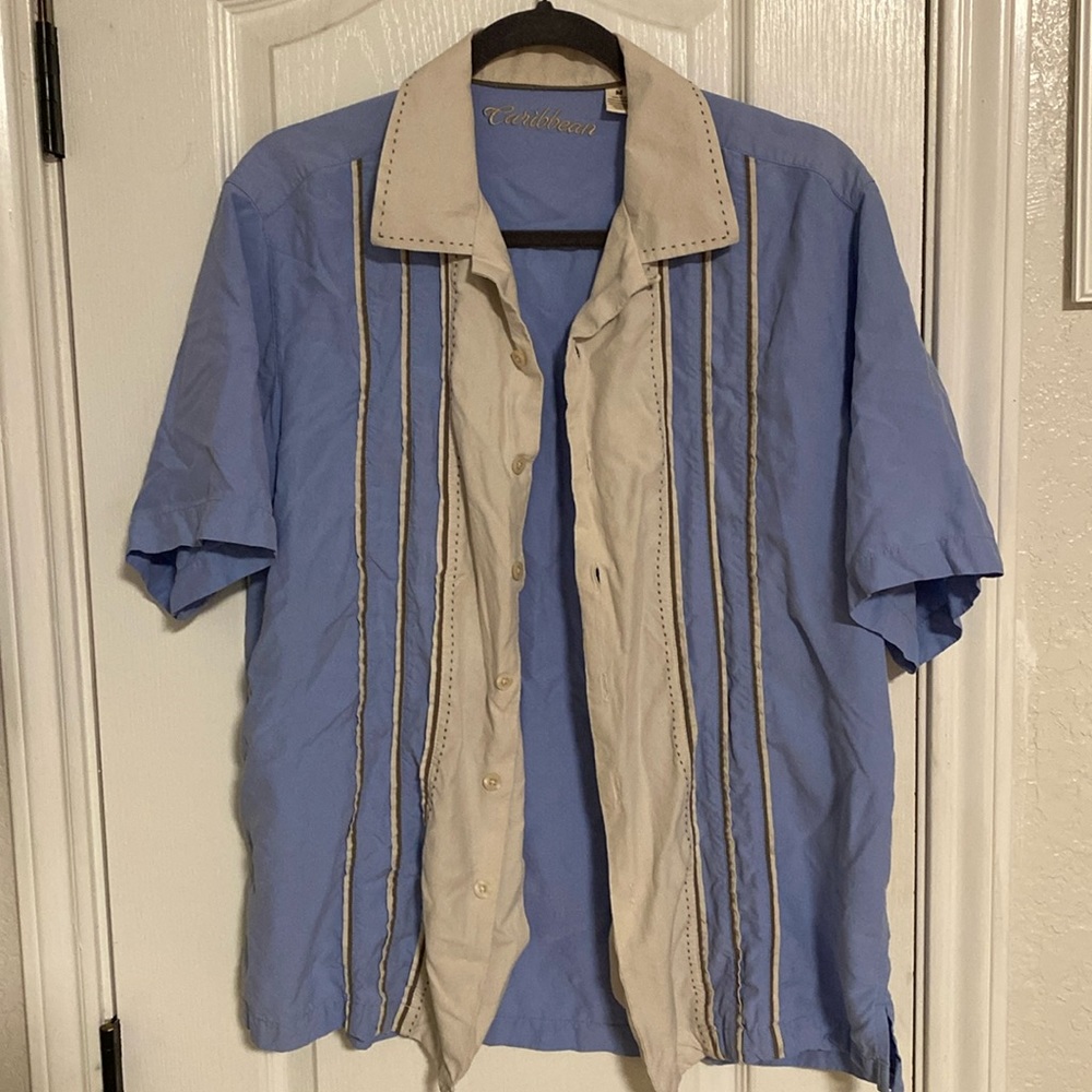 Men’s Caribbean medium button up short sleeve shirt